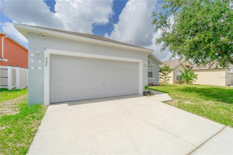 House in Dundee, Florida 3 bedrooms, 150.13 sq.m. № 1813612 - photo 4