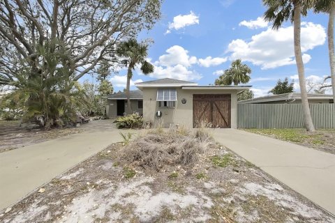 Casa en venta en Belleair Beach, Florida, 2 dormitorios, 175.03 m2 № 1592843 - foto 2