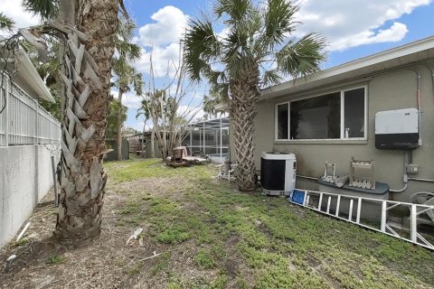 Casa en venta en Belleair Beach, Florida, 2 dormitorios, 175.03 m2 № 1592843 - foto 17
