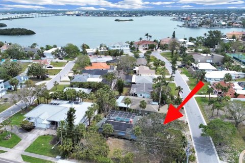 Casa en venta en Belleair Beach, Florida, 2 dormitorios, 175.03 m2 № 1592843 - foto 29