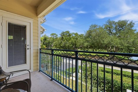 Townhouse in Palm Harbor, Florida 4 bedrooms, 215.35 sq.m. № 2223329 - photo 29