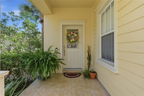 Townhouse in Palm Harbor, Florida 4 bedrooms, 215.35 sq.m. № 2223329 - photo 2