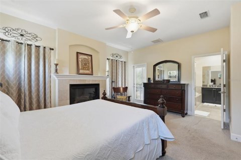Townhouse in Palm Harbor, Florida 4 bedrooms, 215.35 sq.m. № 2223329 - photo 23