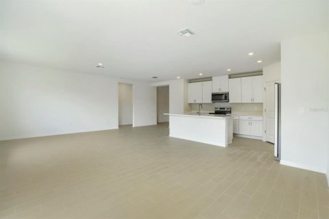 House in Parrish, Florida 4 bedrooms, 170.94 sq.m. № 2236998 - photo 20