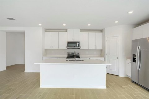 House in Parrish, Florida 4 bedrooms, 170.94 sq.m. № 2236998 - photo 6