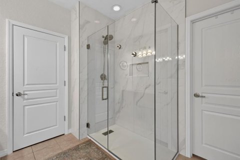 Condo in Four Corners, Florida, 2 bedrooms  № 2383411 - photo 16
