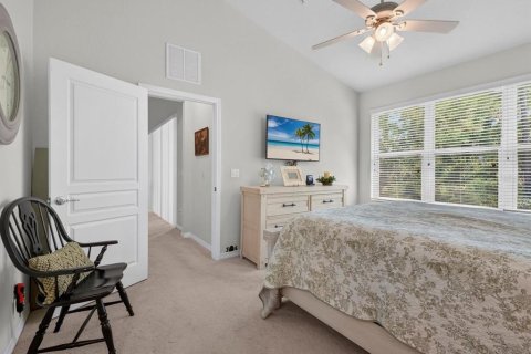 Condo in Four Corners, Florida, 2 bedrooms  № 2383411 - photo 14