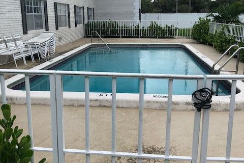 Condo in Boca Raton, Florida, 1 bedroom  № 1231424 - photo 1