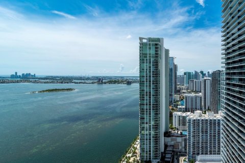 Купить кондоминиум в Майами, Флорида 2 спальни, 99.13м2, № 1940714 - фото 24