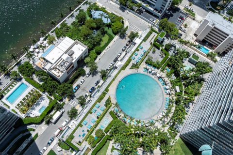 Купить кондоминиум в Майами, Флорида 2 спальни, 99.13м2, № 1940714 - фото 27