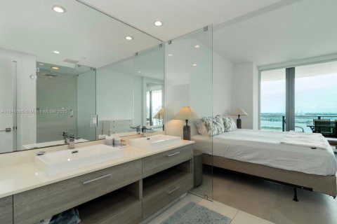 Купить кондоминиум в Майами, Флорида 2 спальни, 99.13м2, № 1940714 - фото 21