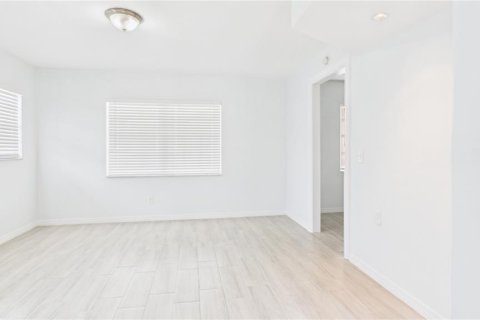 Villa ou maison à vendre à Tampa, Floride: 3 chambres, 101.73 m2 № 1916810 - photo 6