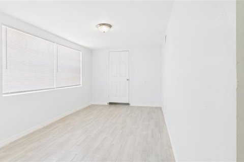 Villa ou maison à vendre à Tampa, Floride: 3 chambres, 101.73 m2 № 1916810 - photo 17