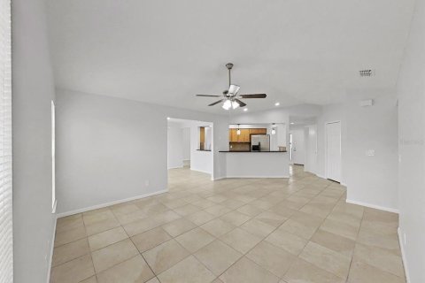 Casa en venta en Spring Hill, Florida, 3 dormitorios, 175.31 m2 № 2239892 - foto 19