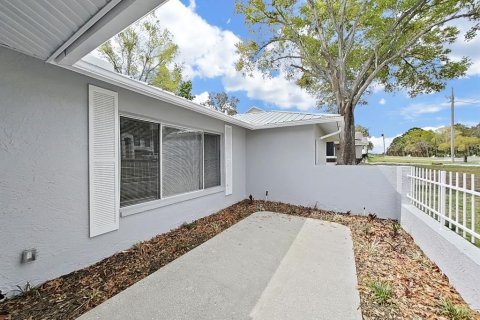 Casa en venta en Spring Hill, Florida, 3 dormitorios, 175.31 m2 № 2239892 - foto 6