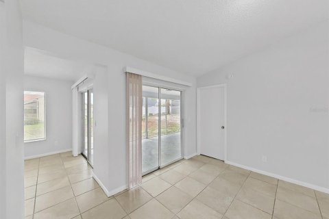 Casa en venta en Spring Hill, Florida, 3 dormitorios, 175.31 m2 № 2239892 - foto 13
