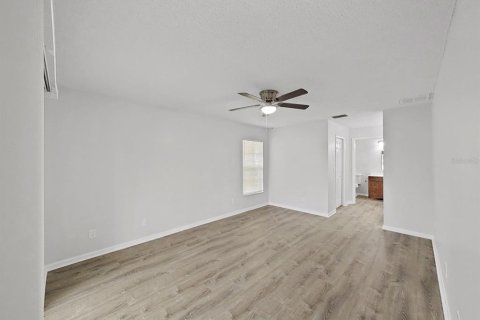 Casa en venta en Spring Hill, Florida, 3 dormitorios, 175.31 m2 № 2239892 - foto 26