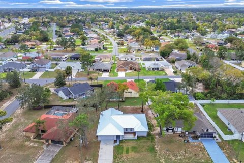 Casa en venta en Spring Hill, Florida, 3 dormitorios, 175.31 m2 № 2239892 - foto 3