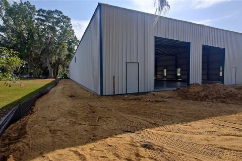 Commercial property in Belleview, Florida № 2157079 - photo 3