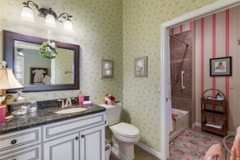 House in Venice, Florida 3 bedrooms, 198.25 sq.m. № 1587423 - photo 29