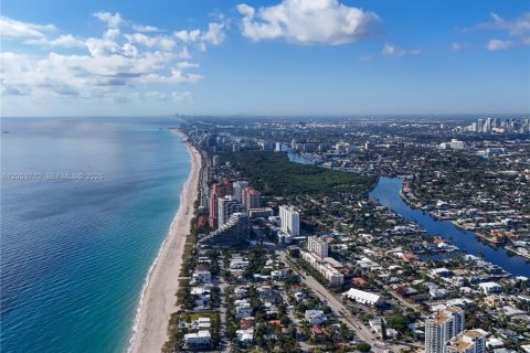 Купить земельный участок в Форт-Лодердейл, Флорида № 2069395 - фото 10