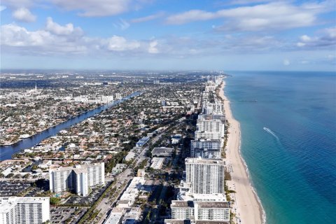 Купить земельный участок в Форт-Лодердейл, Флорида № 2069395 - фото 9