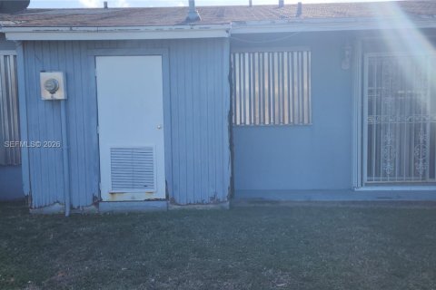 Touwnhouse à vendre à Miami, Floride: 3 chambres, 117.06 m2 № 2007469 - photo 5