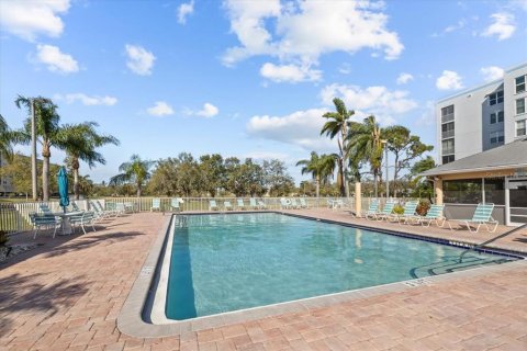 Condo in Bradenton, Florida, 2 bedrooms  № 1720440 - photo 28