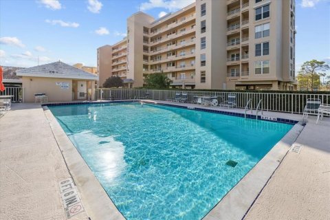 Condo in Bradenton, Florida, 2 bedrooms  № 1720440 - photo 27
