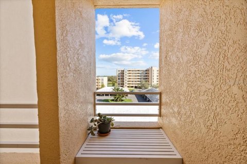Condo in Bradenton, Florida, 2 bedrooms  № 1720440 - photo 6