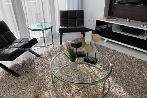 Copropriété à louer à Miami, Floride: 2 chambres, 162.58 m2 № 1705455 - photo 6