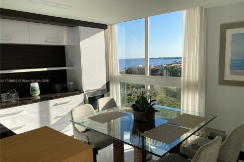 Copropriété à louer à Miami, Floride: 2 chambres, 162.58 m2 № 1705455 - photo 4