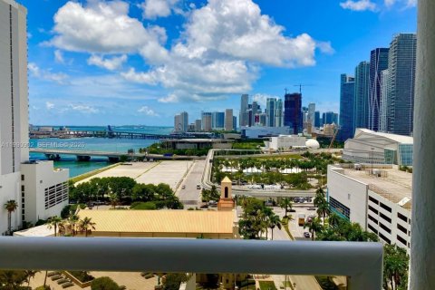 Copropriété à louer à Miami, Floride: 1 chambre, 92.62 m2 № 2058053 - photo 7