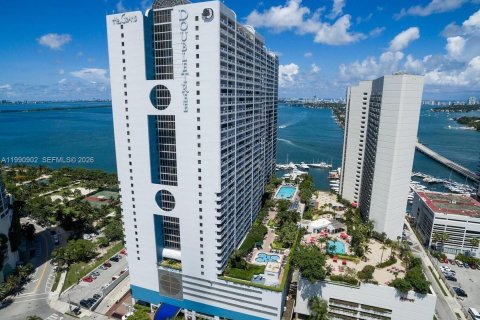 Copropriété à louer à Miami, Floride: 1 chambre, 92.62 m2 № 2058053 - photo 11