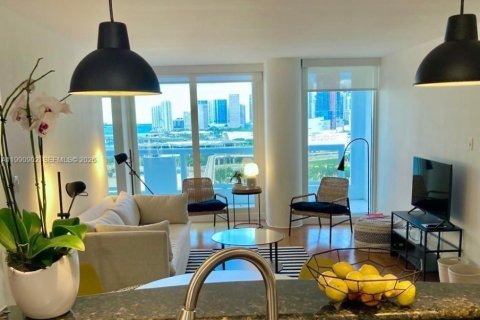 Copropriété à louer à Miami, Floride: 1 chambre, 92.62 m2 № 2058053 - photo 4