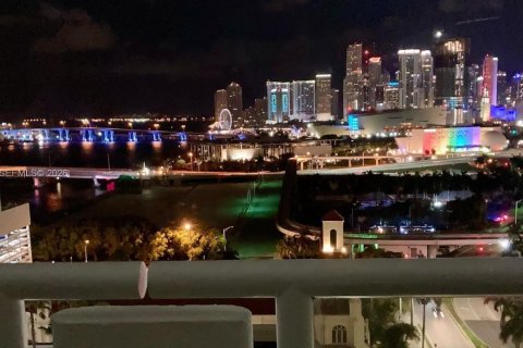 Copropriété à louer à Miami, Floride: 1 chambre, 92.62 m2 № 2058053 - photo 8