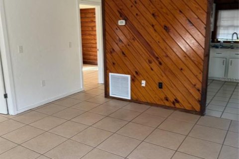 Commercial property in Bradenton, Florida 140.47 sq.m. № 1545168 - photo 2