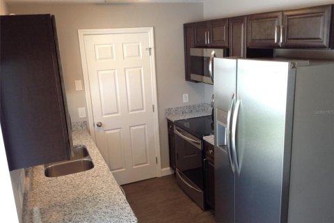 Apartamento en alquiler en Orlando, Florida, 2 dormitorios, 78.04 m2 № 1908407 - foto 5