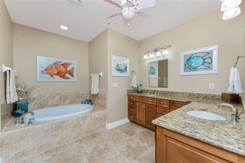 Condo in Punta Gorda, Florida, 3 bedrooms  № 2395787 - photo 17