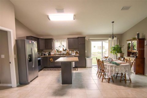 Casa en venta en Belleview, Florida, 4 dormitorios, 148.27 m2 № 2342234 - foto 5