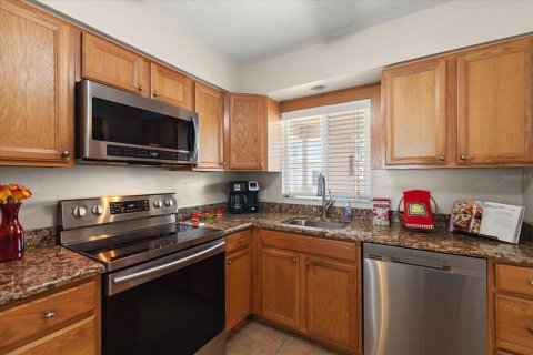 Condo in Saint Pete Beach, Florida, 2 bedrooms  № 1827308 - photo 6