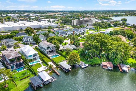 Купить виллу или дом в Винтер-Парк, Флорида 8 комнат, 261.24м2, № 1533327 - фото 24