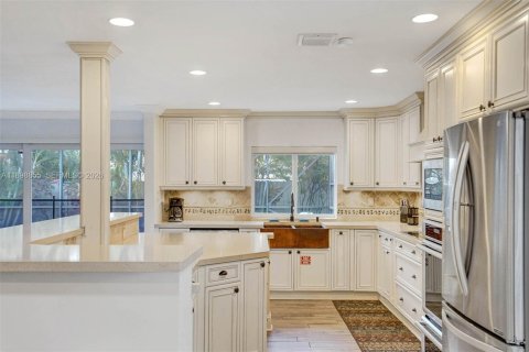 Villa ou maison à louer à Fort Lauderdale, Floride: 5 chambres, 258.08 m2 № 2180729 - photo 13