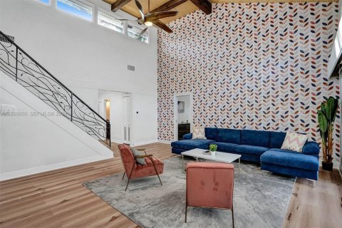 Villa ou maison à louer à Fort Lauderdale, Floride: 5 chambres, 258.08 m2 № 2180729 - photo 7