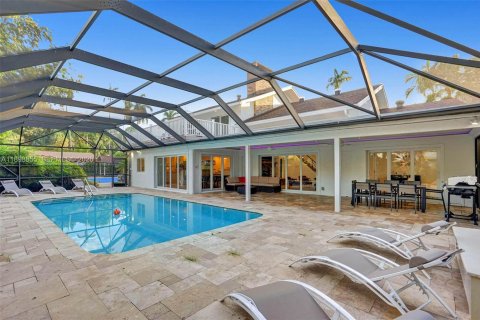 Villa ou maison à louer à Fort Lauderdale, Floride: 5 chambres, 258.08 m2 № 2180729 - photo 4