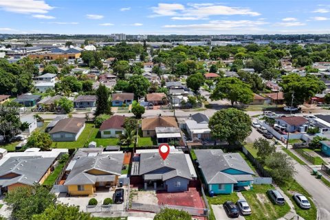 Villa ou maison à vendre à Miami, Floride: 3 chambres, 117.06 m2 № 1987302 - photo 23