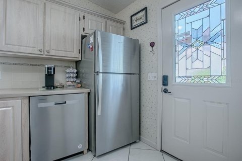 House in The Villages, Florida 2 bedrooms, 106.28 sq.m. № 1819324 - photo 3