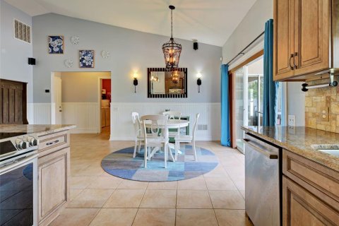 House in Port Charlotte, Florida 3 bedrooms, 181.9 sq.m. № 1821463 - photo 21