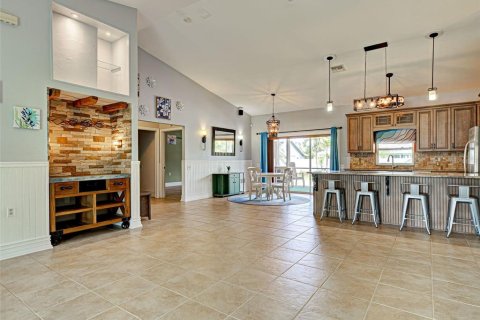 House in Port Charlotte, Florida 3 bedrooms, 181.9 sq.m. № 1821463 - photo 15