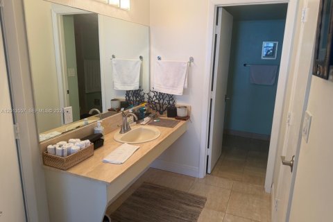 Condominio en alquiler en Hollywood, Florida, 1 dormitorio, 110.55 m2 № 2075938 - foto 7